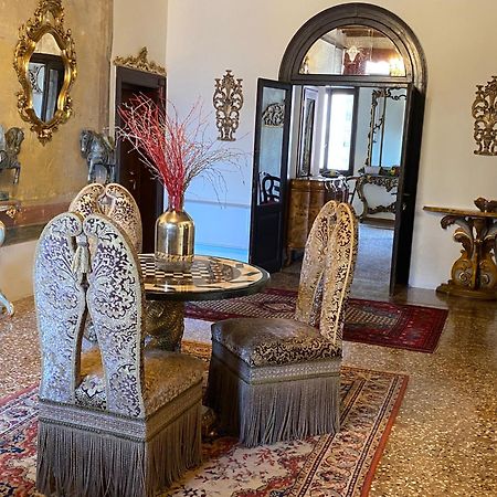 Отель Console Palais Венеция Экстерьер фото